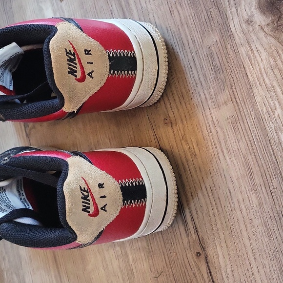Air force 1's l 5.5Y l youth l red tan w black l sneaker l - Picture 10 of 14